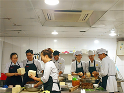 Hoạt động đào tạo11